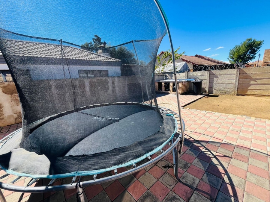 3 Bedroom Property for Sale in Grasslands Free State